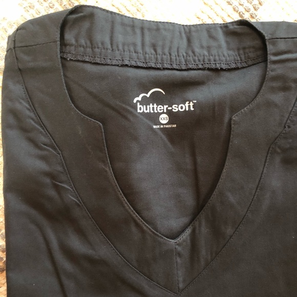 Uniform Advantage Butter Soft Scrubs - Picture 6 of 8